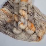 Emma's Yarn - Simply Spectacular DK (Ghost Stories)