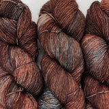 Madelinetosh - Twist Light (William Morris)